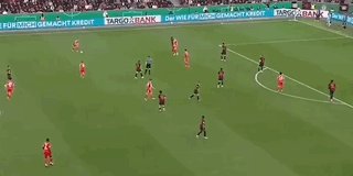 1776904232198000110.gif 在线下注-【德国杯】凯恩+迪亚斯破门,拜仁2比0药厂挺进决赛